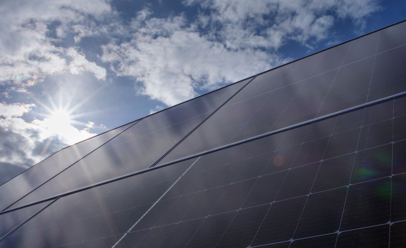 Solární systém na ohřev vody fotovoltaikou TUVFV-UL6x500W, komplet sada na střechu, 6 panelů, 3000 W